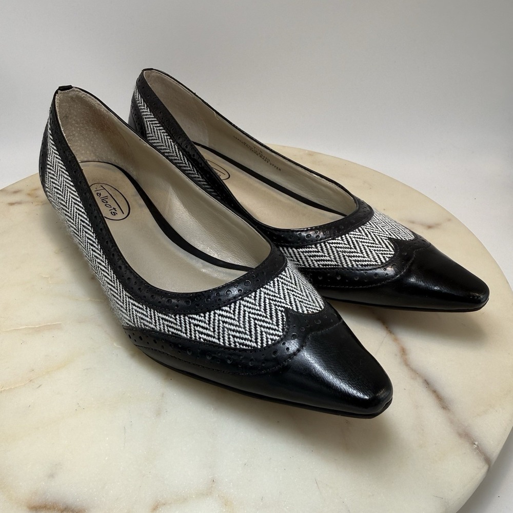 TALBOTS Leather & Herringbone Black Flats Tweed Wing Tip Shoes Women's 7.5B